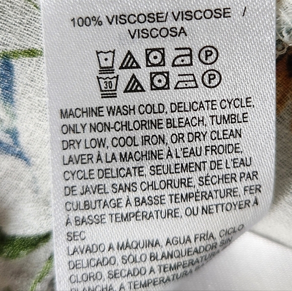 LUCKY BRAND FLORAL V-NECK PEPLUM BLOUSE - Picture 10 of 10